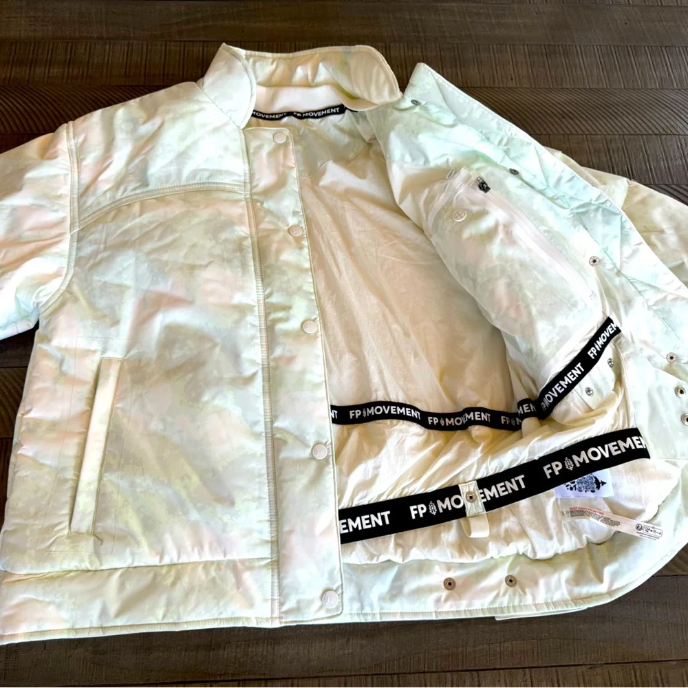 Free People - FP Movement Oversized Puffer Ski Jacket Women’s Size Small (NWT)